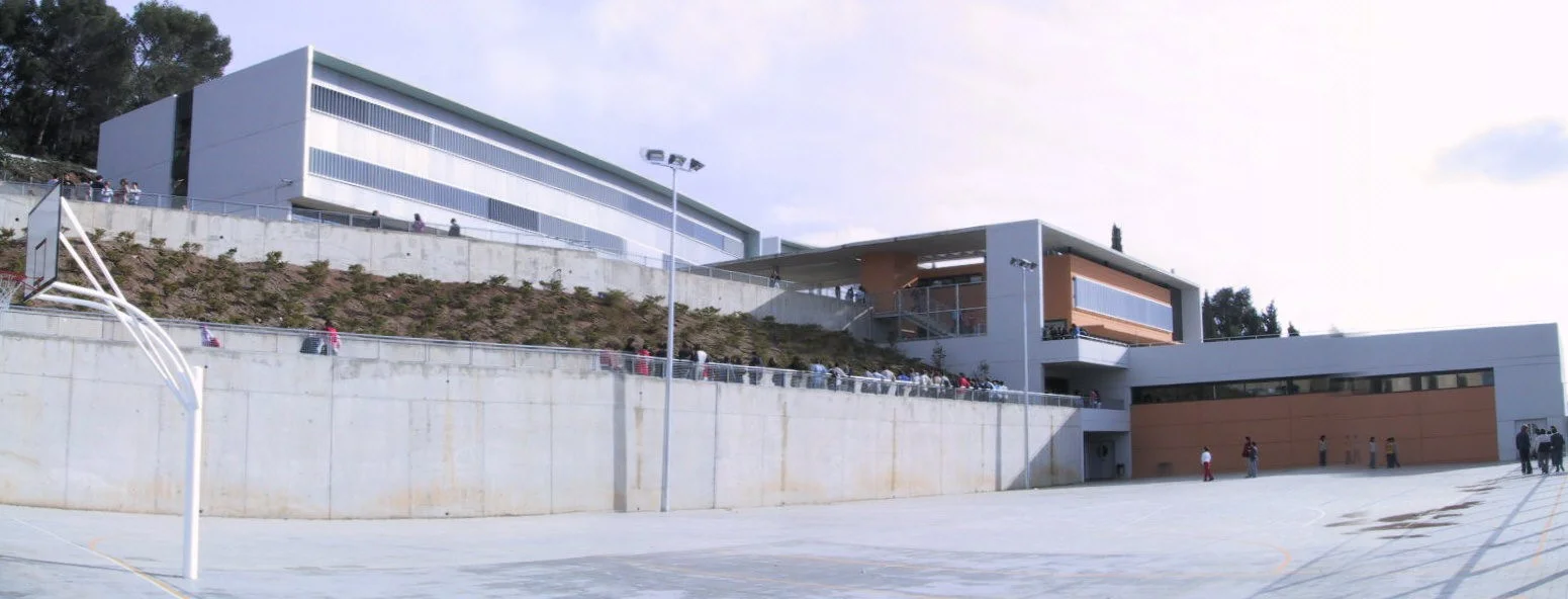 NOUVELLE CONSTRUCTION DE L'ÉCOLE MATERNELLE ET D'ENSEIGNEMENT PRIMAIRE DE SANT ANDREU DE LLAVANERES